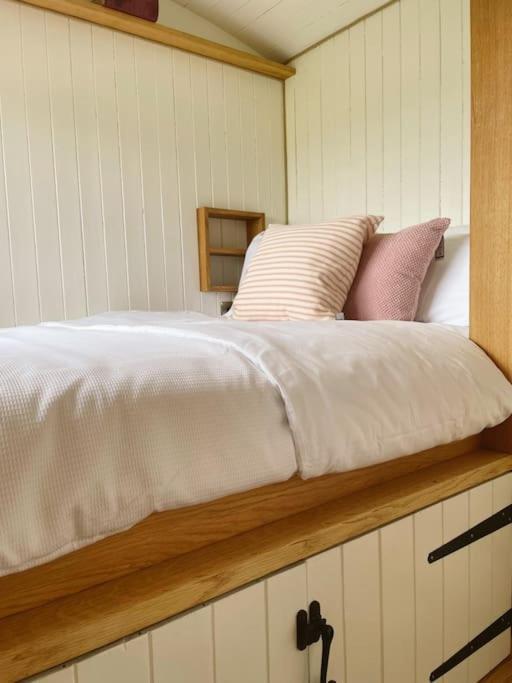 The Hereford Hut, Charming 1 Bedroom Shepherds Hut Callow Esterno foto