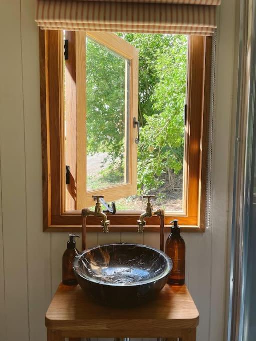 The Hereford Hut, Charming 1 Bedroom Shepherds Hut Callow Esterno foto